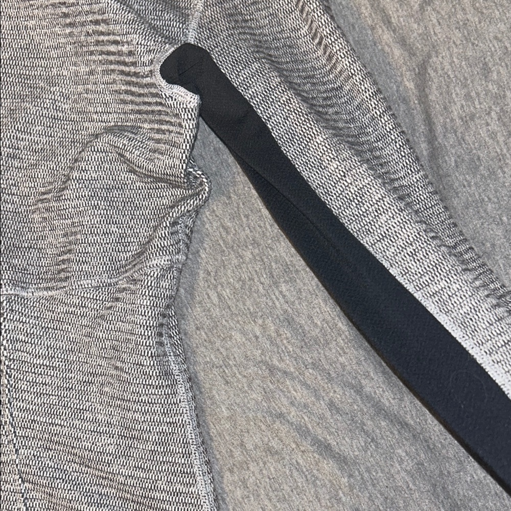 Lululemon Jacket - Picture 4 of 7